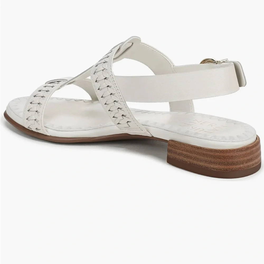 Naturalizer Warm White Woven Leather Slingback Sandals size 10 Wide Width